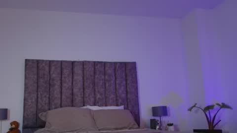 Snapshot of milliejhonson chatting on September 16, 2025, 11:33 am Mila online show from September 16, 2025, 11:33 am