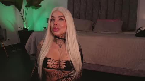 Snapshot of milliejhonson chatting on March 10, 2026, 11:48 am Mila online show from March 10, 2026, 11:48 am