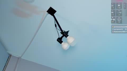 Snapshot of millieskinny_ chatting on November 29, 2025, 12:35 am Ana Maria online show from November 29, 2025, 12:35 am