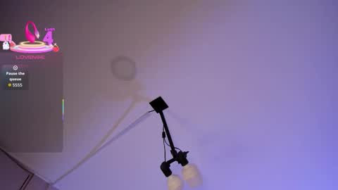 Snapshot of millieskinny_ chatting on January 16, 2026, 11:20 pm Ana Maria online show from January 16, 2026, 11:20 pm