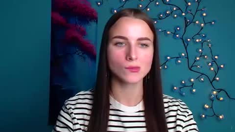 Snapshot of milly_liss chatting on October 15, 2025, 11:10 am Milly online show from October 15, 2025, 11:10 am