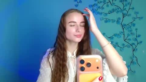 Milly online show from May 5, 2026, 5:37 am