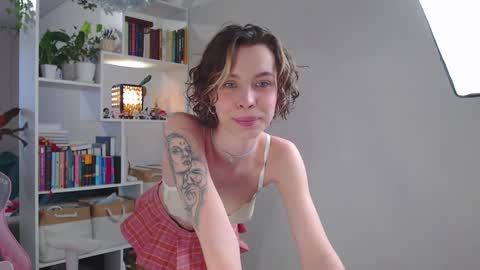 Milly online show from January 4, 2025, 6:41 am