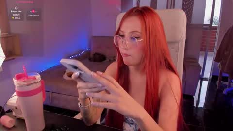 Snapshot of milly_yako chatting on March 25, 2026, 10:27 pm Monkey D Maddie online show from March 25, 2026, 10:27 pm
