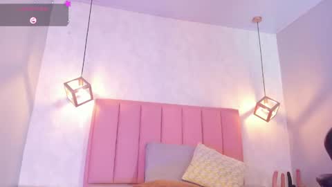 millyevans1 online show from April 23, 2026, 4:03 am