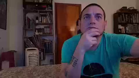 milodelmar online show from September 10, 2025, 5:35 pm