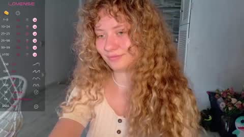 Snapshot of milounee chatting on August 8, 2026, 8:16 am milounee online show from August 8, 2026, 8:16 am