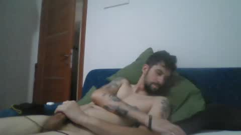 Snapshot of milten1987 chatting on July 2, 2026, 12:11 pm milten1987 online show from July 2, 2026, 12:11 pm