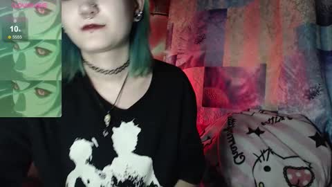 milten_trish online show from October 3, 2025, 10:40 pm