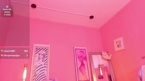 Snapshot of milu_carbajal_x chatting on April 9, 2026, 6:19 am milu_carbajal_x online show from April 9, 2026, 6:19 am