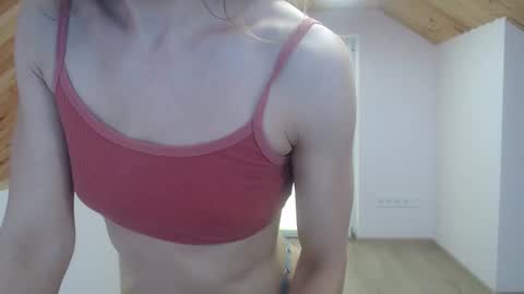 milusea online show from September 13, 2025, 11:10 am