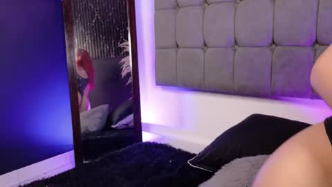 miluv19 online show from November 13, 2025, 9:03 pm