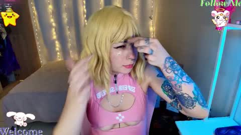 mily_milk_ online show from March 19, 2026, 7:34 am