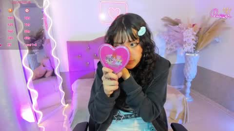 mily_tay online show from April 10, 2026, 11:37 am