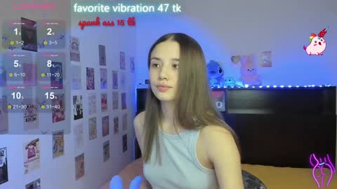 Snapshot of milyamess chatting on January 26, 2025, 4:09 pm Emily online show from January 26, 2025, 4:09 pm