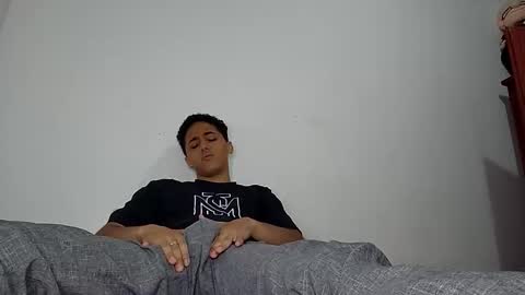 mimachotede20 online show from April 16, 2026, 4:02 am