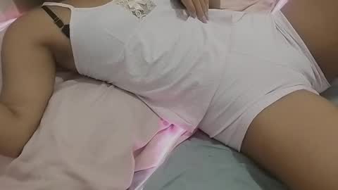 mimi2344 online show from May 4, 2026, 10:39 pm
