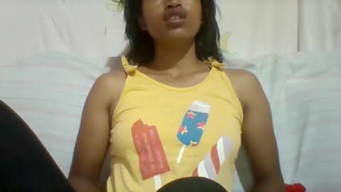 Snapshot of mimisexy295320 chatting on December 2, 2024, 5:37 am mimisexy295320 online show from December 2, 2024, 5:37 am