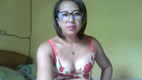 Snapshot of mimisou513 chatting on February 28, 2025, 6:32 am misou online show from February 28, 2025, 6:32 am