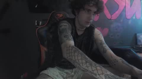 Snapshot of min1pekka chatting on September 22, 2025, 2:13 am Max online show from September 22, 2025, 2:13 am