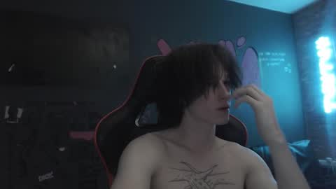 Snapshot of min1pekka chatting on October 13, 2025, 12:54 am Max online show from October 13, 2025, 12:54 am