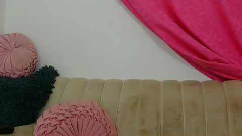 mina_hotty online show from May 1, 2026, 8:46 pm