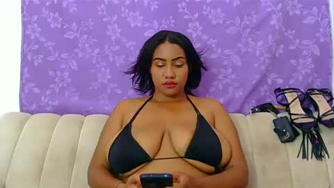mina_hotty online show from July 24, 2026, 6:06 pm