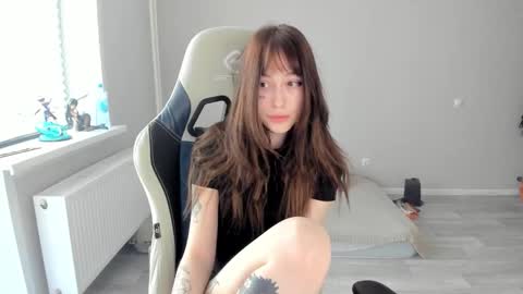 Snapshot of minadzukii chatting on September 24, 2025, 11:13 am minadzukii online show from September 24, 2025, 11:13 am