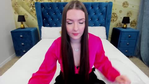 Snapshot of minchelskatrina chatting on December 16, 2024, 12:16 pm minchelskatrina online show from December 16, 2024, 12:16 pm