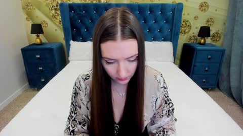 Snapshot of minchelskatrina chatting on January 2, 2025, 10:16 am minchelskatrina online show from January 2, 2025, 10:16 am