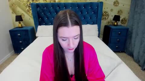 Snapshot of minchelskatrina chatting on March 15, 2026, 5:24 am minchelskatrina online show from March 15, 2026, 5:24 am