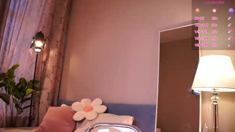 Snapshot of mind__game chatting on September 26, 2025, 5:55 am Frances  Next streams Thu Fri Sat 8am -  4pm GMT3 online show from September 26, 2025, 5:55 am