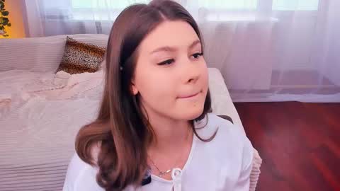 Mindi online show from October 11, 2025, 7:18 am