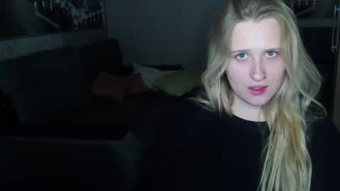 Mindiys online show from December 1, 2024, 9:04 pm