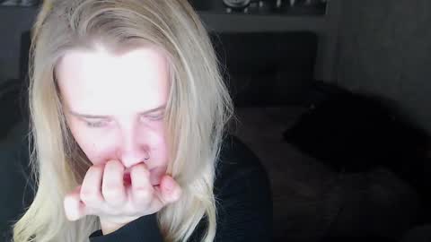 Mindiys online show from December 18, 2024, 11:19 pm