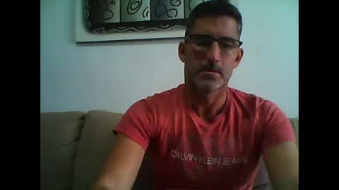 Snapshot of mindthestep chatting on December 21, 2025, 10:00 am MIND online show from December 21, 2025, 10:00 am