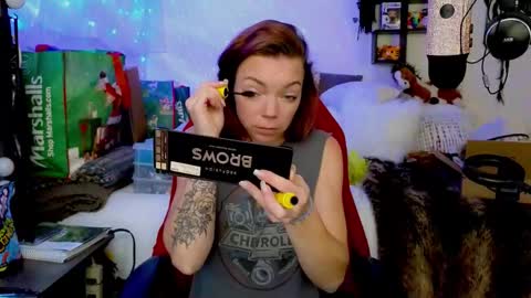 Mindy Mars online show from December 19, 2025, 4:14 pm