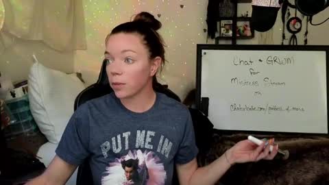 Snapshot of mindymars chatting on March 31, 2026, 1:55 pm Mindy Mars online show from March 31, 2026, 1:55 pm