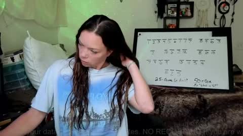 Snapshot of mindymars chatting on April 13, 2026, 3:50 pm Mindy Mars online show from April 13, 2026, 3:50 pm