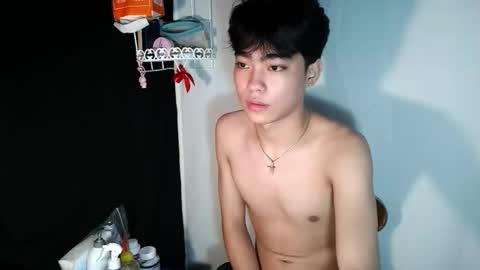 mingkla_man online show from February 18, 2026, 9:55 pm