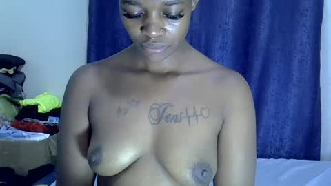Snapshot of mini_charm chatting on July 14, 2026, 12:13 am VERONICA MUTAMBI online show from July 14, 2026, 12:13 am