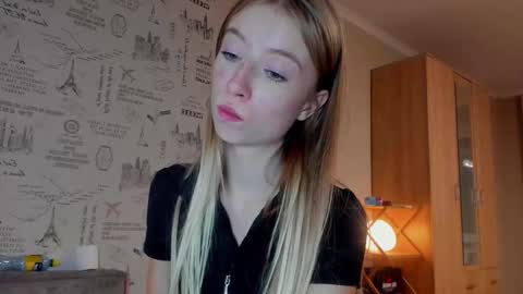 Snapshot of minidiva_ chatting on September 12, 2025, 8:53 pm Amelia online show from September 12, 2025, 8:53 pm