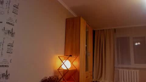 Snapshot of minidiva_ chatting on October 1, 2025, 6:25 pm Amelia online show from October 1, 2025, 6:25 pm