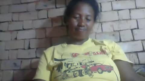 Snapshot of minie4tina chatting on December 7, 2024, 4:25 pm Minie4Tina online show from December 7, 2024, 4:25 pm
