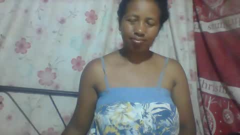 Snapshot of minie4tina chatting on December 26, 2024, 5:37 am Minie4Tina online show from December 26, 2024, 5:37 am