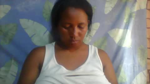 Snapshot of minie4tina chatting on February 8, 2025, 10:29 am Minie4Tina online show from February 8, 2025, 10:29 am