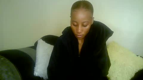 minieme001 online show from March 23, 2026, 4:00 pm