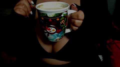 minka0 online show from December 4, 2024, 9:24 pm