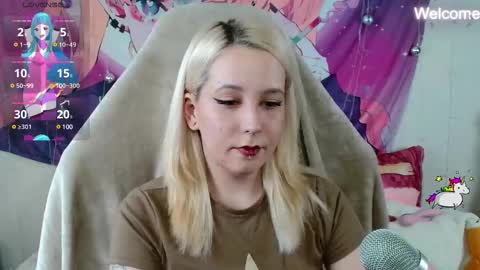 minnequeen online show from February 26, 2025, 7:53 am