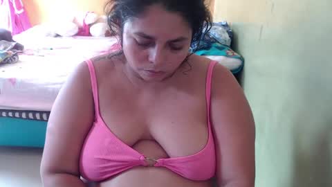 Andrea online show from May 9, 2026, 8:25 pm